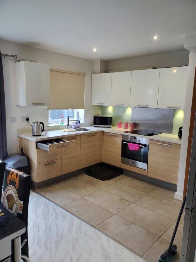 Beautiful & Elegant 2 Bed Room House Manchester Exterior photo