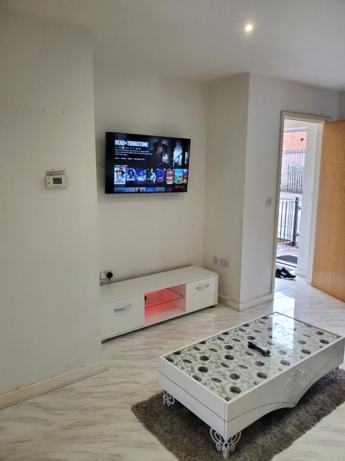 Beautiful & Elegant 2 Bed Room House Manchester Exterior photo